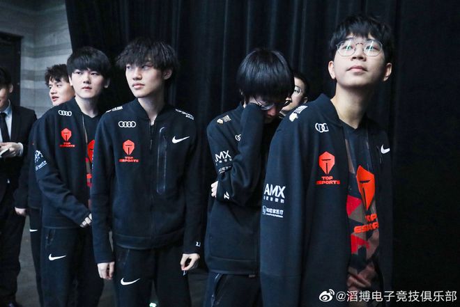 在训练和比 在训练和比