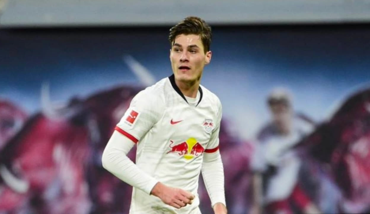 的首场对阵 的首场对阵